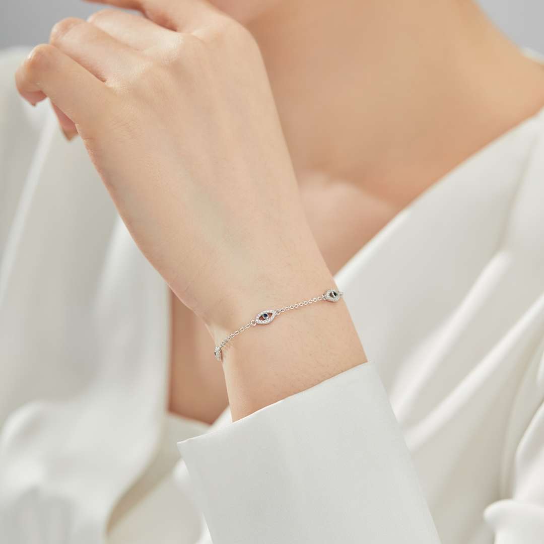 [ELAN LUXE]Evil Eye Shape Pendent Necklace