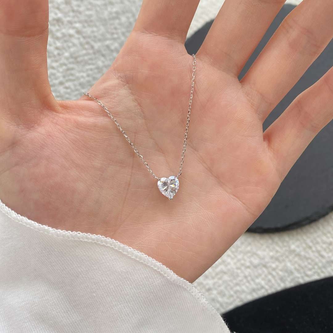 [ELAN LUXE]Heart Shape Main Stone Pendant Collarbone Necklace