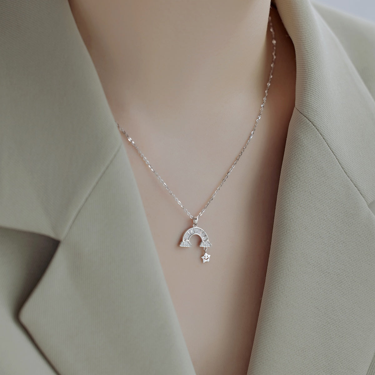[ELAN LUXE]Unique Rainbow Star Necklace