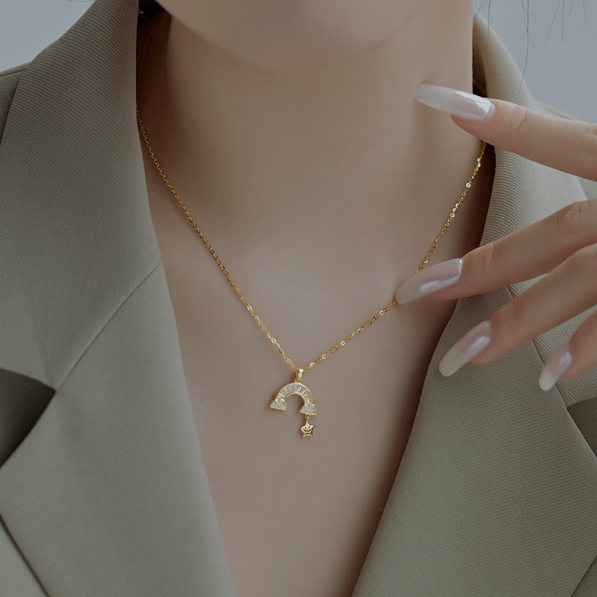 [ELAN LUXE]Unique Rainbow Star Necklace