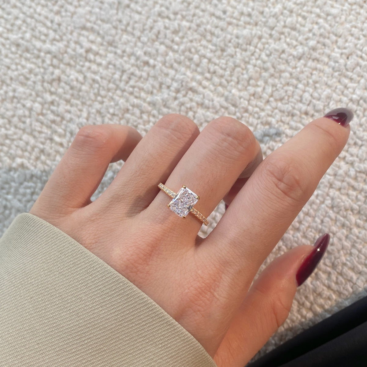 [ELAN LUXE]2.0 Carat Dazzling Sparkling Radiant Cut Party Ring