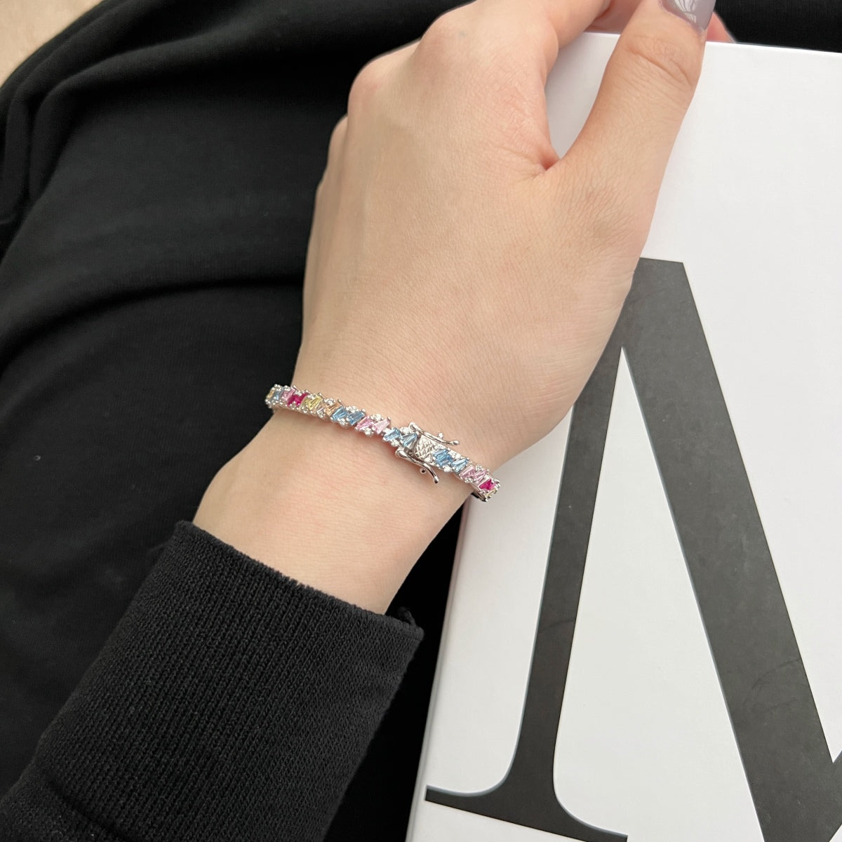 [ELAN LUXE]Ornate Sparkling Multi Cut Party Bracelet