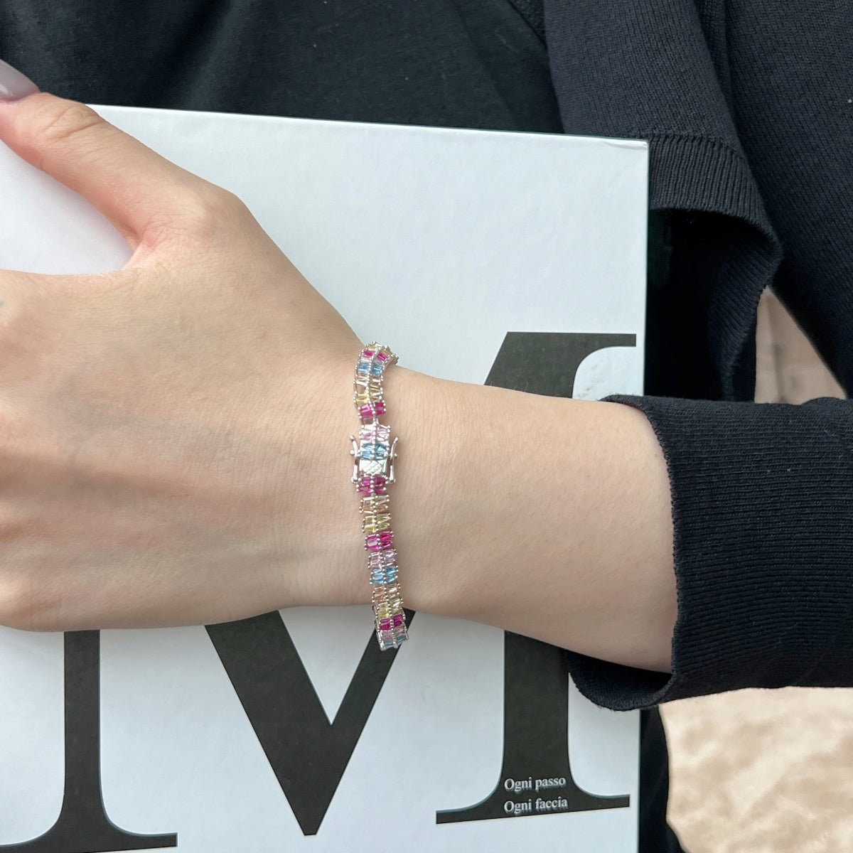 [ELAN LUXE]Sparkling Exquisite Multi Cut Party Bracelet