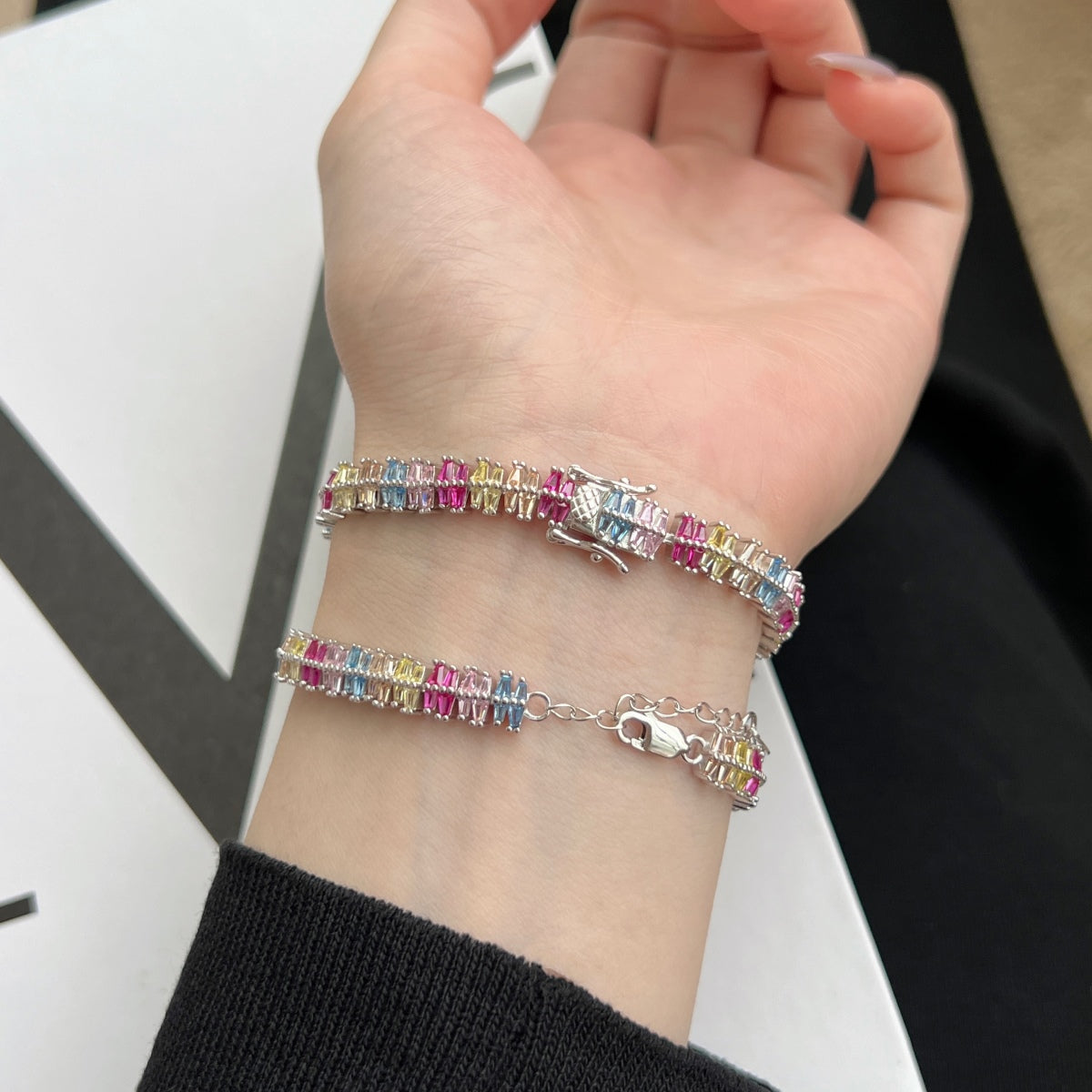 [ELAN LUXE]Sparkling Exquisite Multi Cut Party Bracelet
