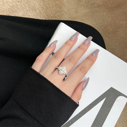 [ELAN LUXE]Luxurious Colorful Flower Shape Banquet Ring