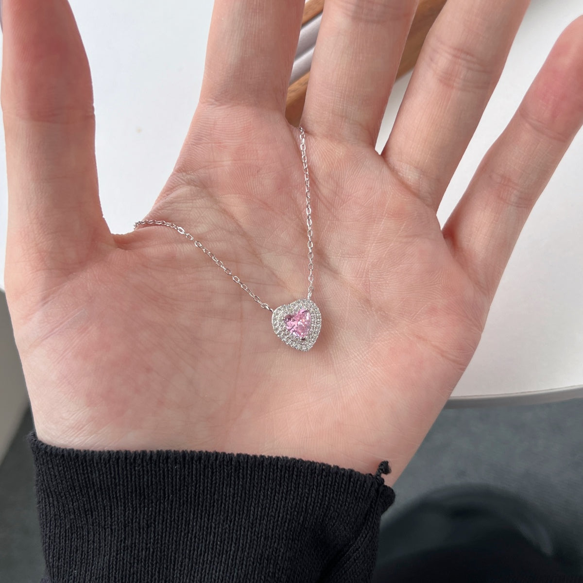 [ELAN LUXE]Exquisite Heart Shape Necklace