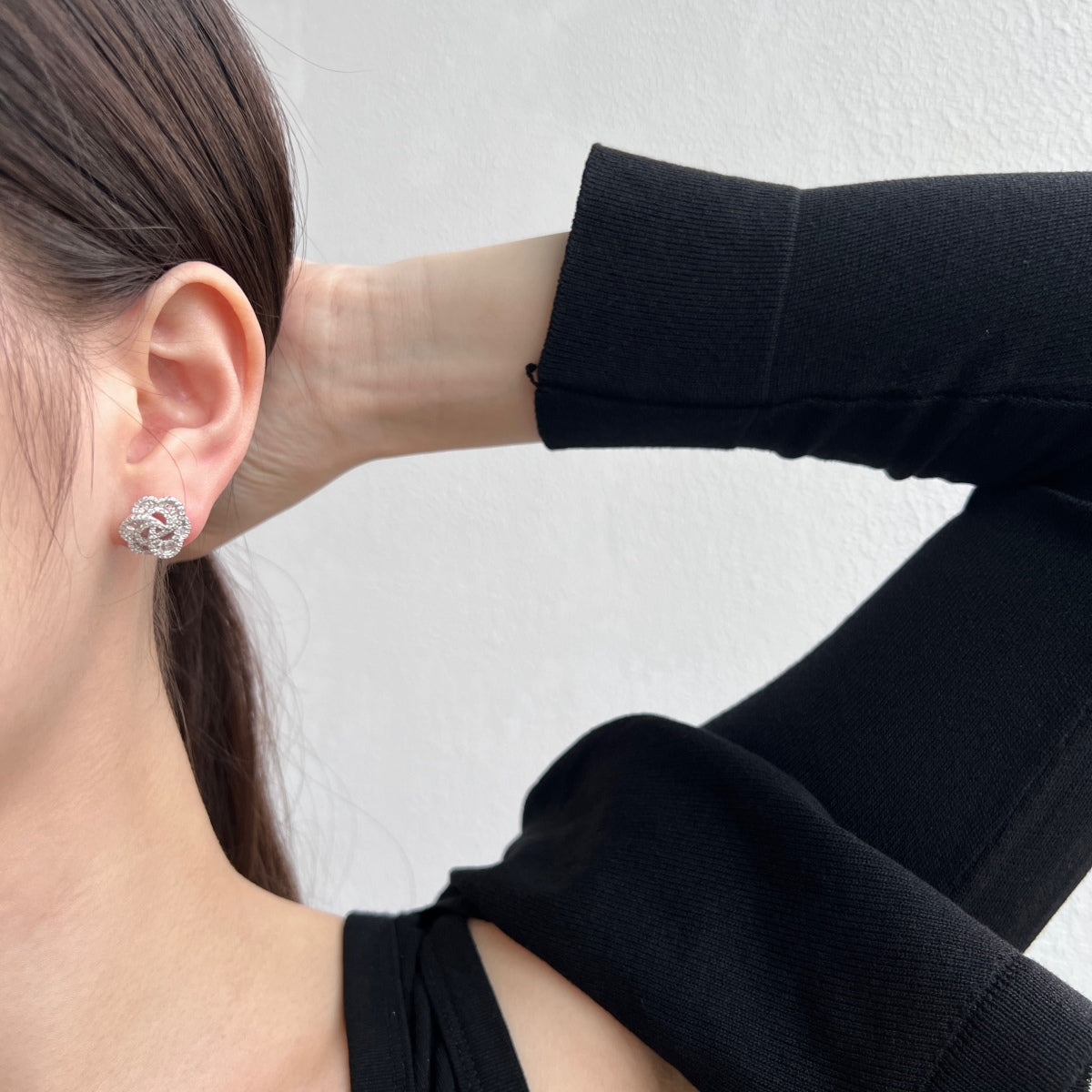 [ELAN LUXE]Exquisite Flower Shape Daily Earrings