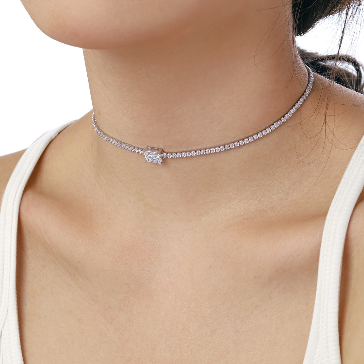 [ELAN LUXE]2.0 carat Ornate Emerald Cut Necklace