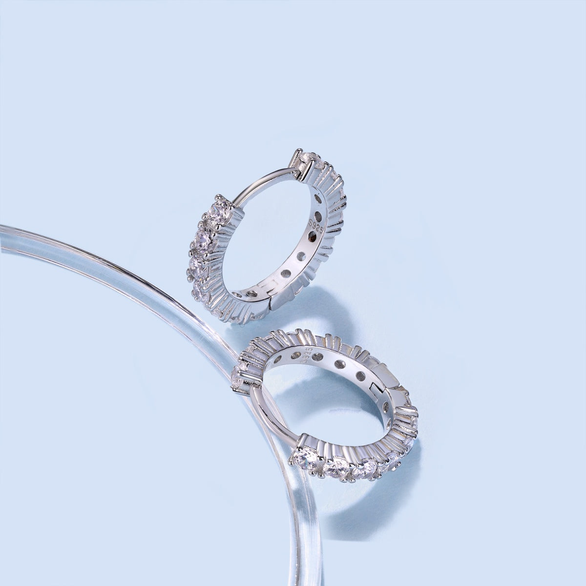 [ELAN LUXE]Radiant Colorful Round Cut Earrings