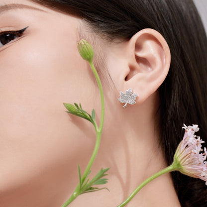 [ELAN LUXE]Exquisite Maple Leaf Design Earrings