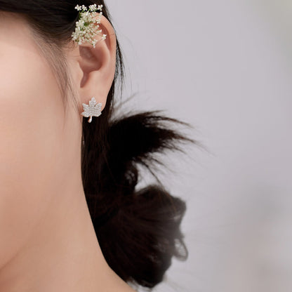 [ELAN LUXE]Exquisite Maple Leaf Design Earrings