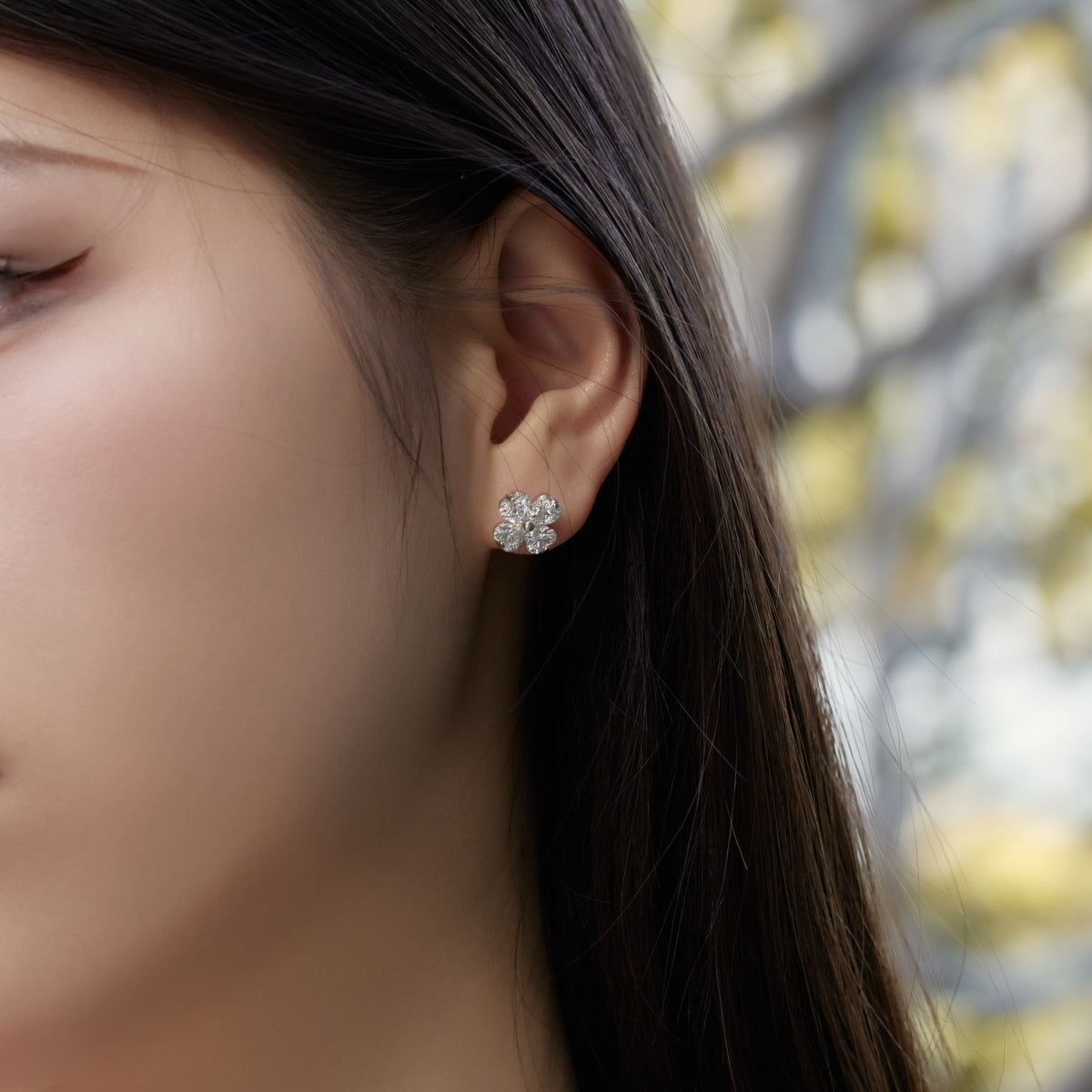 [ELAN LUXE]Four-Leaf Clover Ball Earrings
