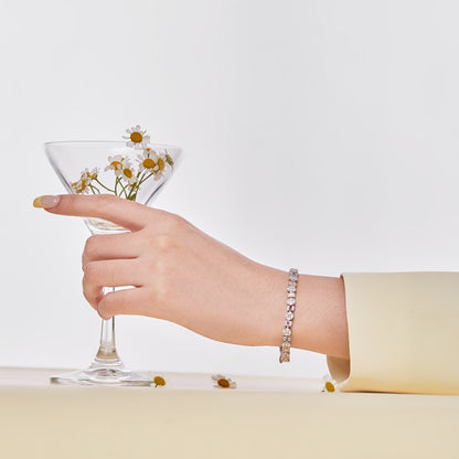 [ELAN LUXE]Dazzling Radiant Multi Cut Daily Bracelet