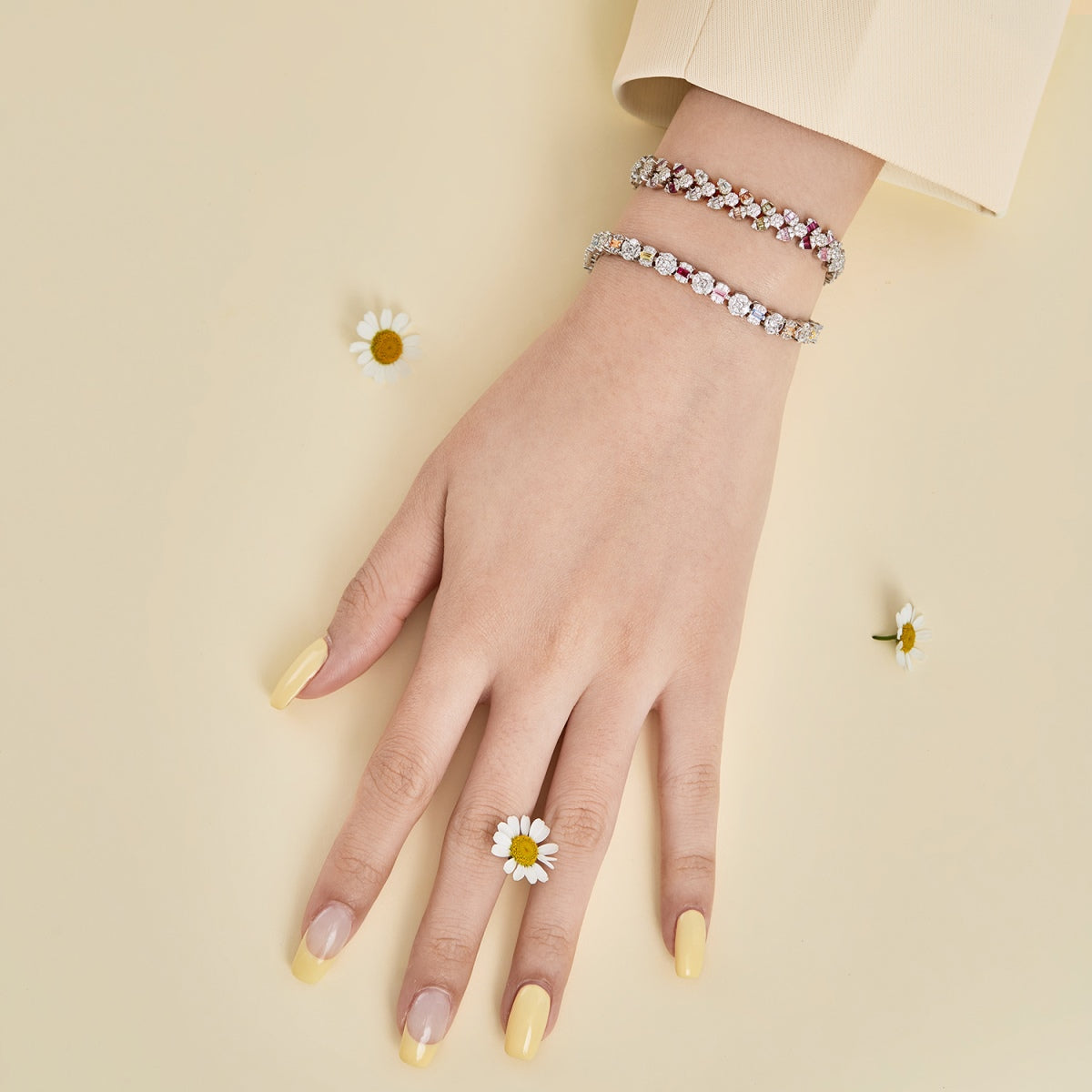 [ELAN LUXE]Dazzling Radiant Multi Cut Daily Bracelet
