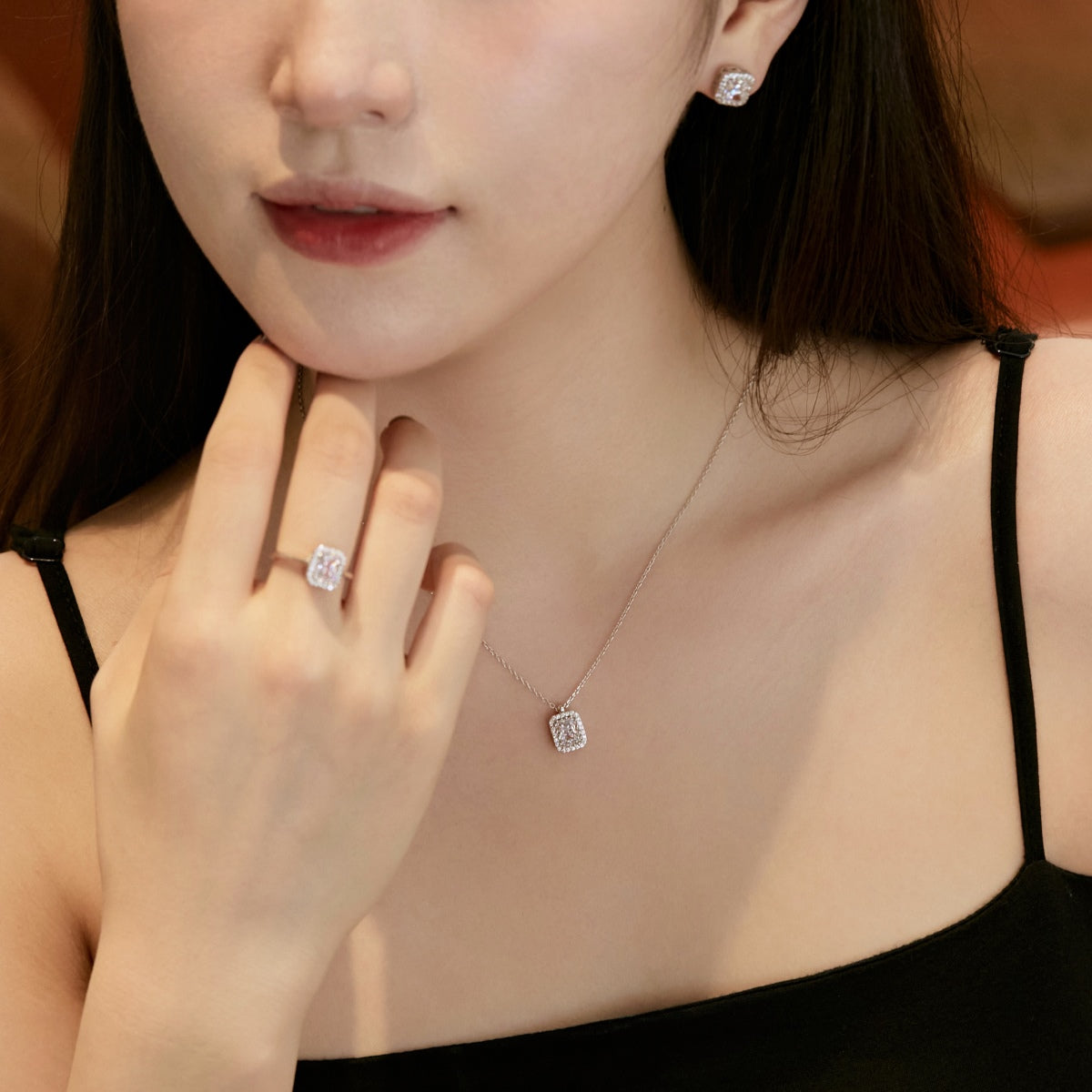 [ELAN LUXE]1.0 Carat Luxurious Dainty Emerald Cut Daily Earrings