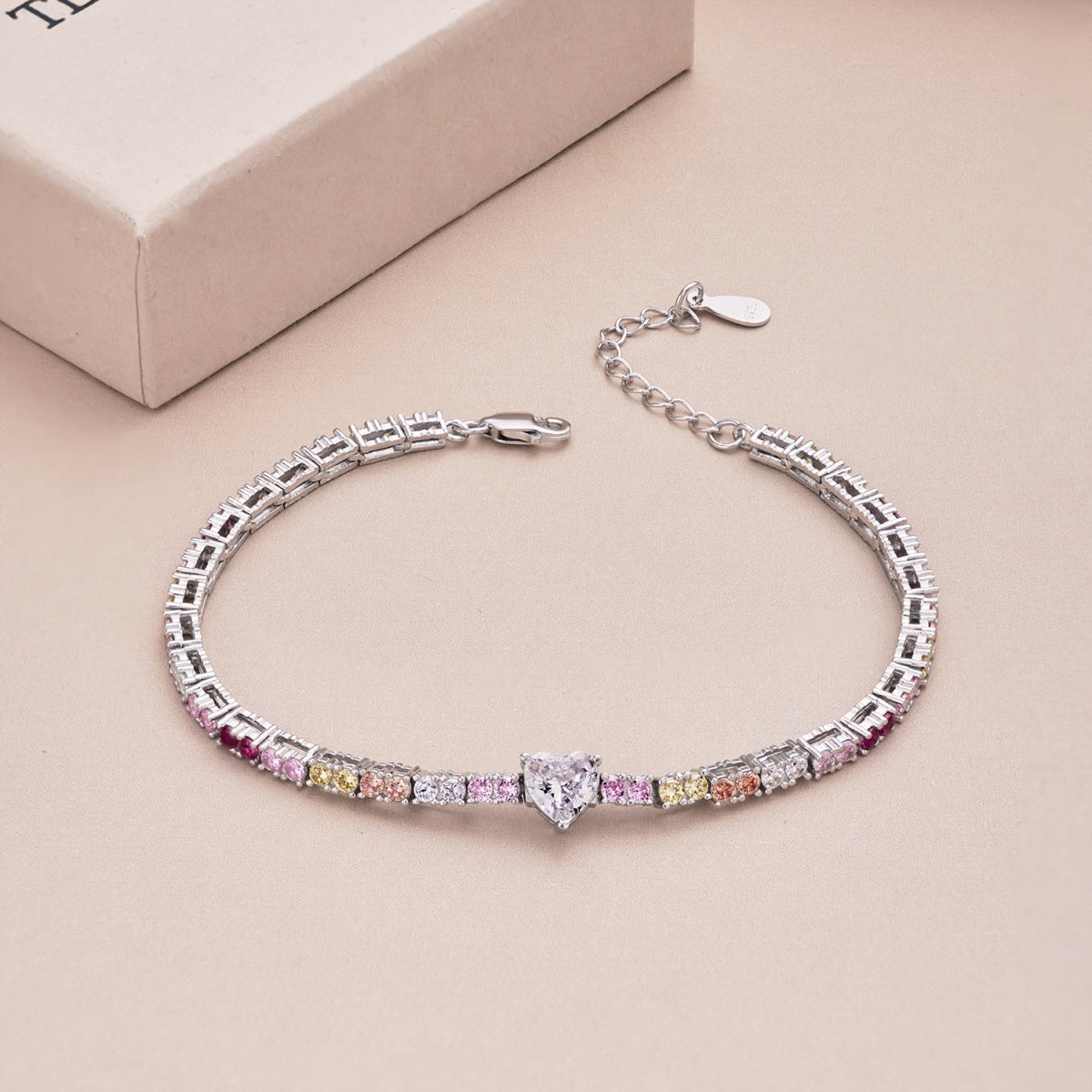 [ELAN LUXE]Delicate Romantic Heart Shape Lover Bracelet
