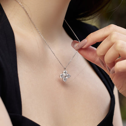[ELAN LUXE]Four-Leaf Clover And Eight-Pointed Star Necklace