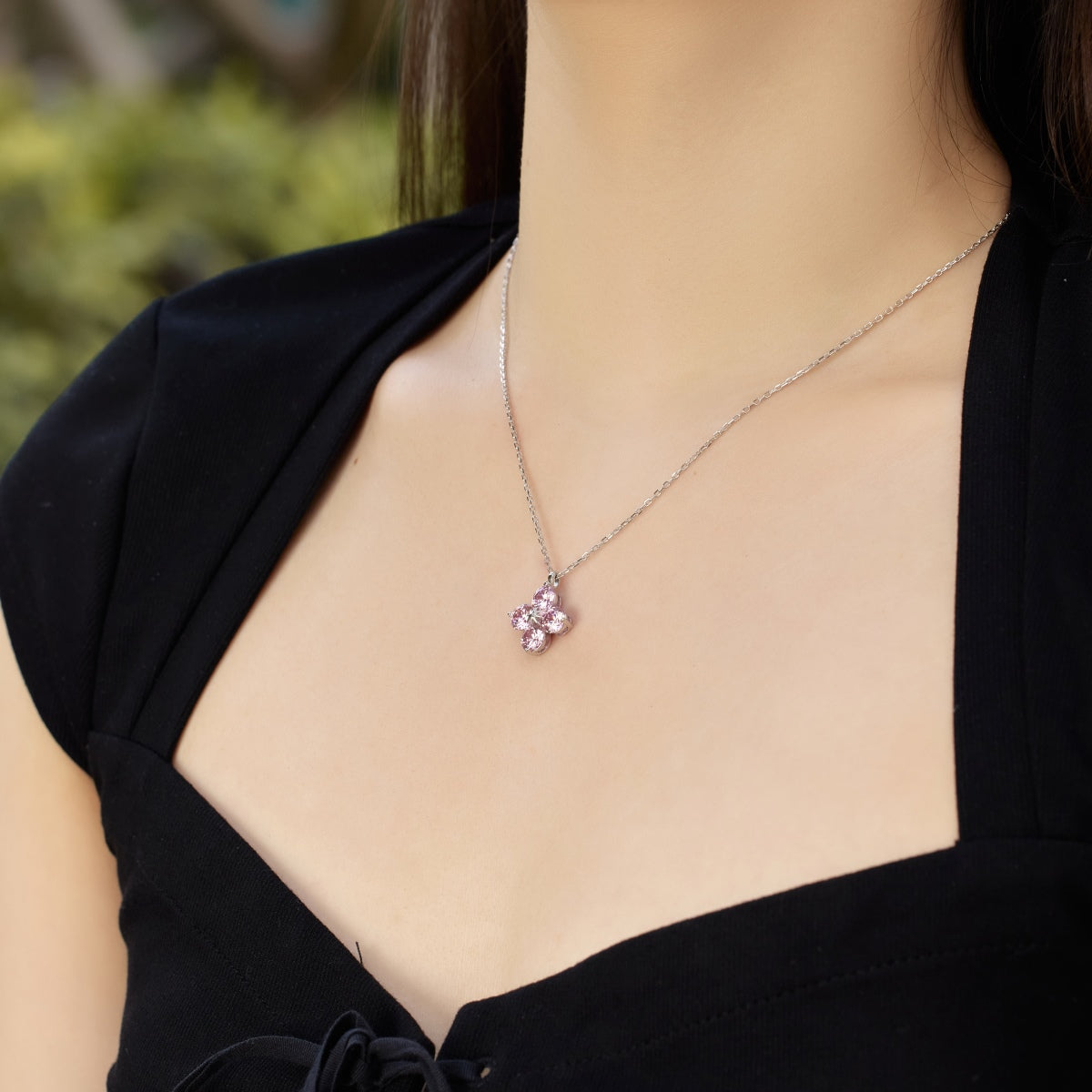 [ELAN LUXE]Four-Leaf Clover And Eight-Pointed Star Necklace