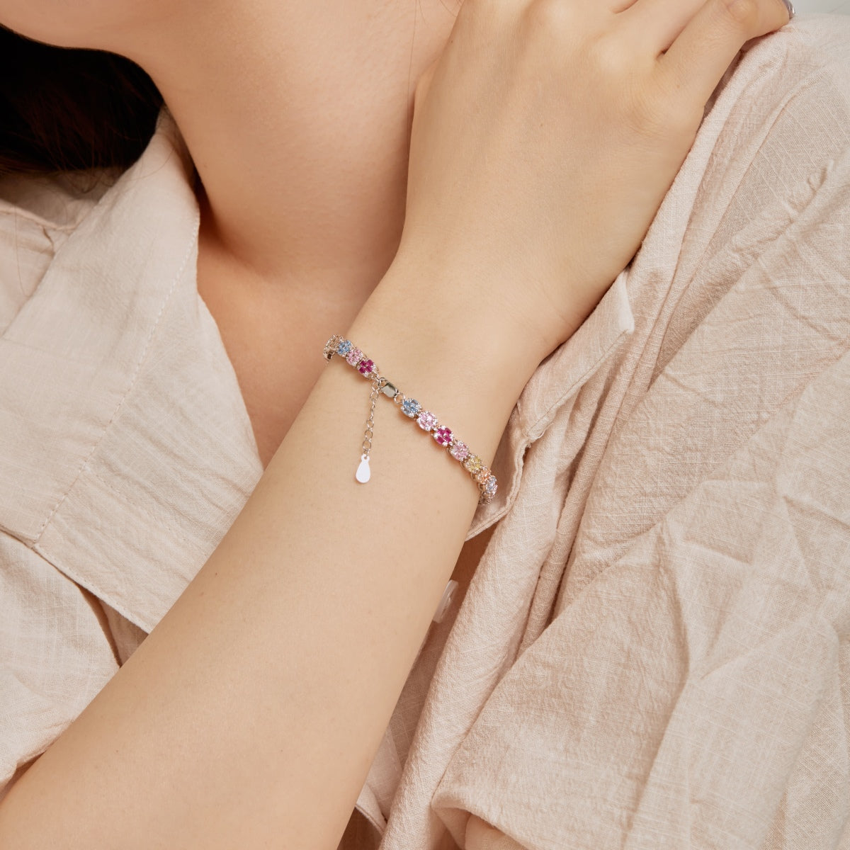 [ELAN LUXE]Delicate Colorful Emerald Cut Daily Bracelet