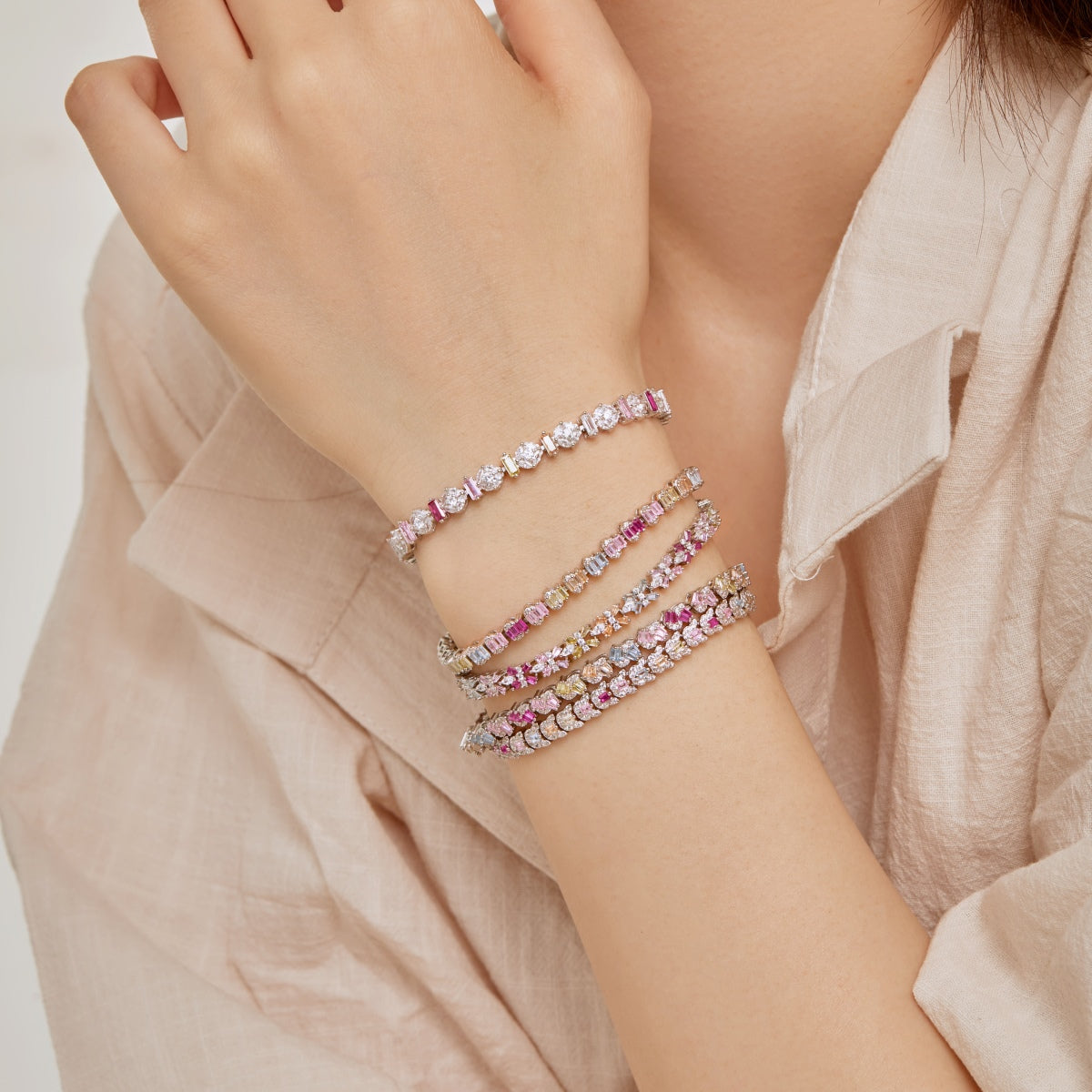 [ELAN LUXE]Ornate Colorful Flower Shape Party Bracelet