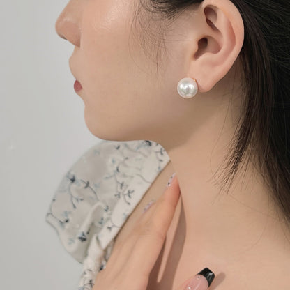 [ELAN LUXE]Delicate Pearl Earrings