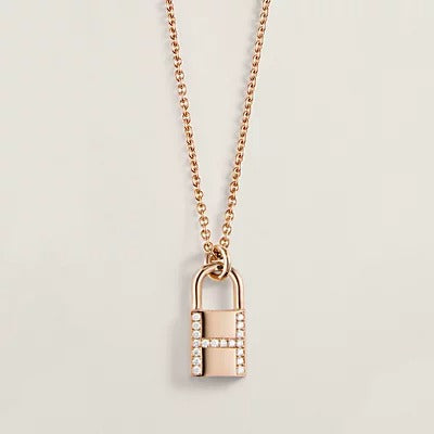 [ELAN LUXE]HM ADVANCED NICHE LOCK HEAD NECKLACE DIAMONDS
