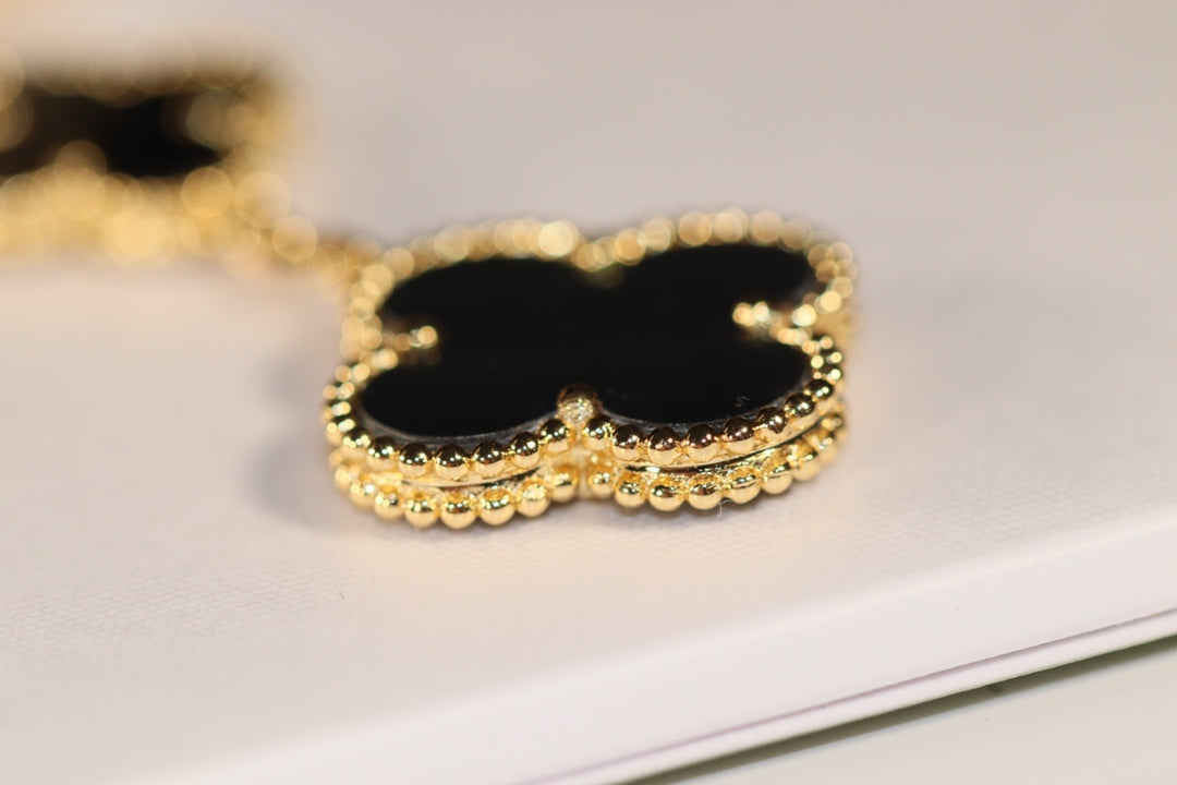 [ELAN LUXE]CLOVER EARRINGS GOLD ONYX MOP 3 MOTIF