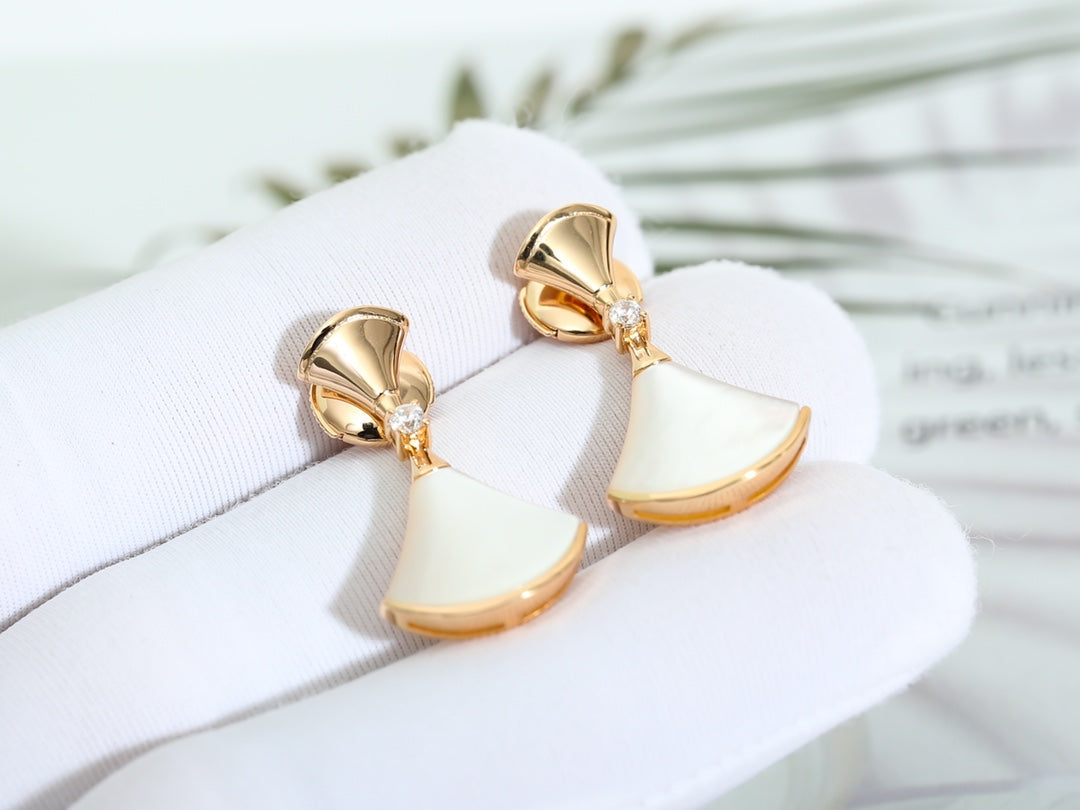 [ELAN LUXE]DREAM MOP PINK GOLD EARRINGS