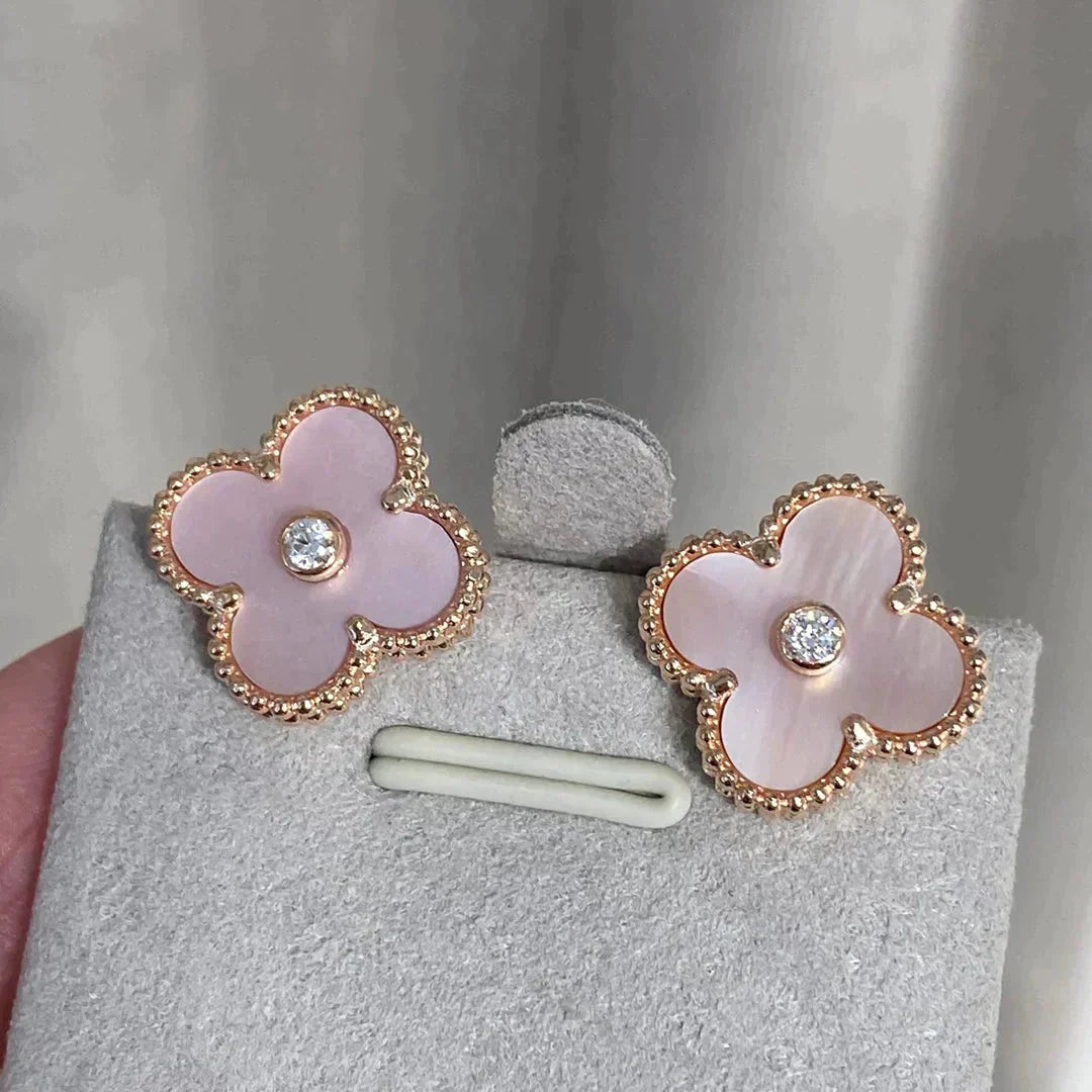 [ELAN LUXE]CLOVER MEDIUM 1 MOTIFS  PINK MOP DIAMOND EARRINGS