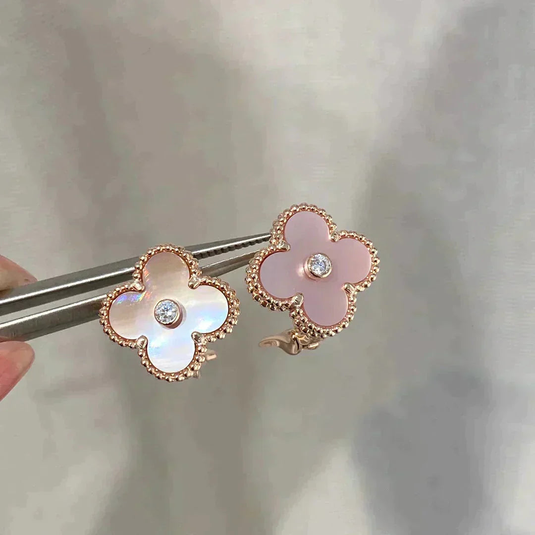 [ELAN LUXE]CLOVER MEDIUM 1 MOTIFS  PINK MOP DIAMOND EARRINGS
