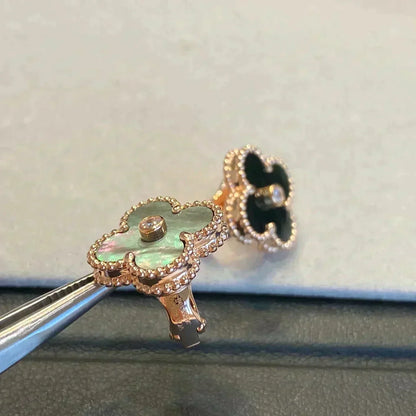 [ELAN LUXE]CLOVER MEDIUM 1 MOTIFS GRAY MOP  DIAMOND EARRINGS