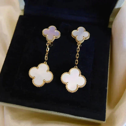 [ELAN LUXE]CLOVER 2 MOTIF WHITE MOP EARRINGS