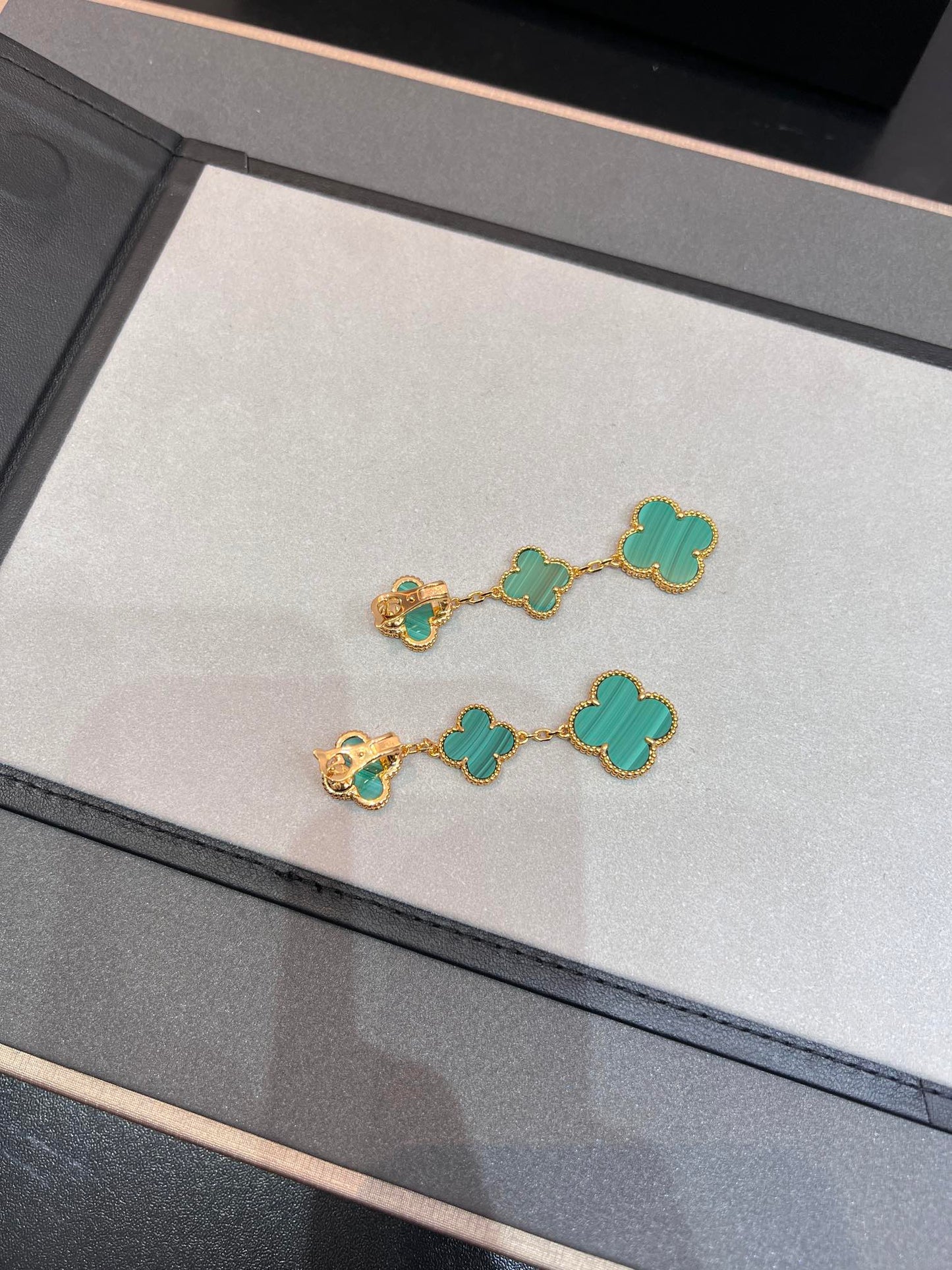 [ELAN LUXE]CLOVER MALACHITE 3 MOTIFS GOLD