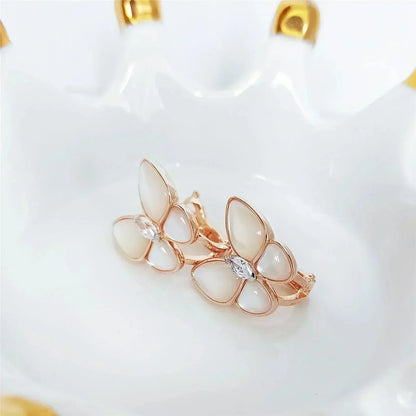 [ELAN LUXE]BUTTERFLY MOP DIAMOND EARRINGS