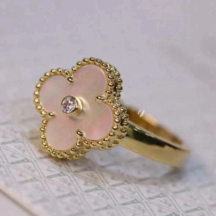[ELAN LUXE]CLOVER PINK MOP RING GOLD DIAMOND