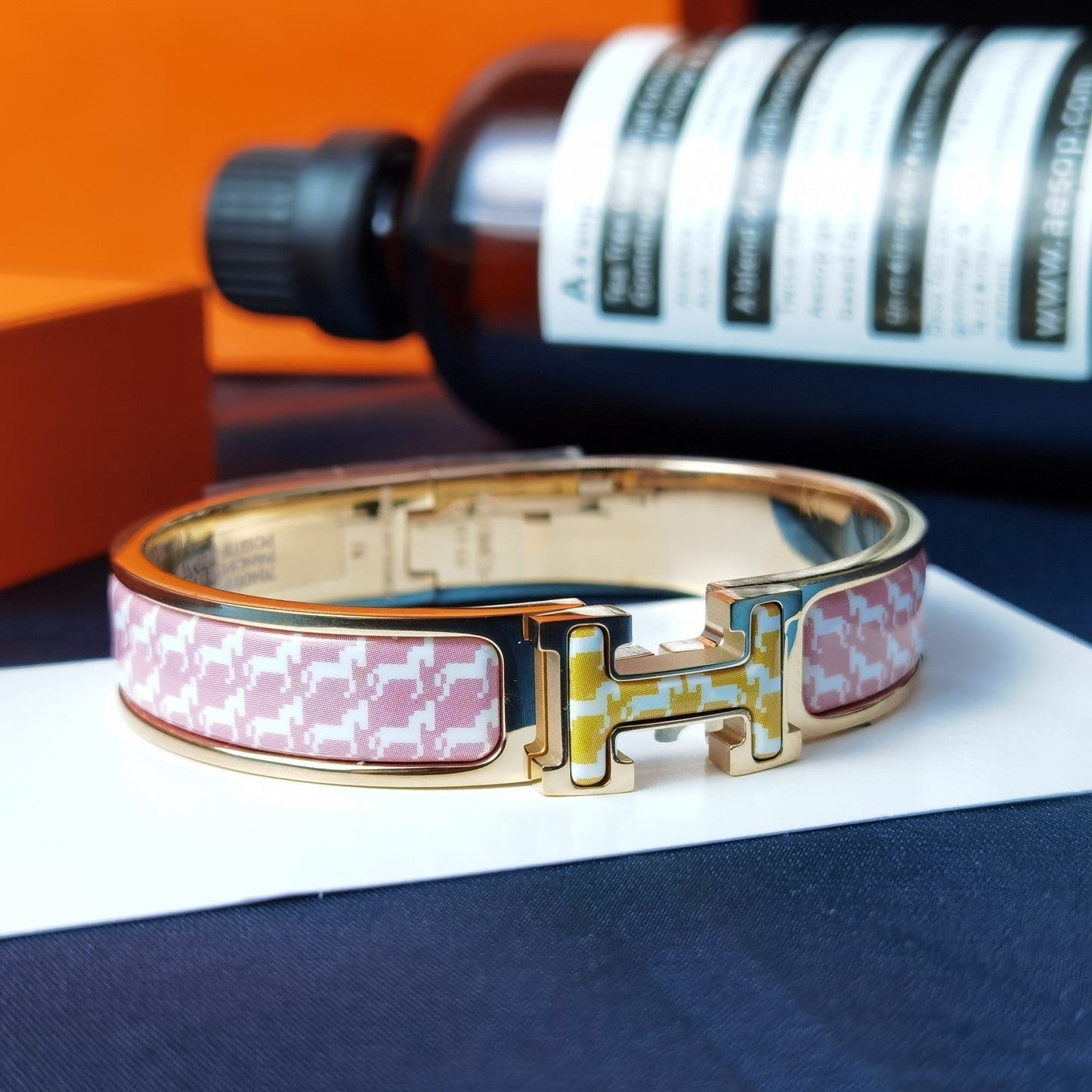 [ELAN LUXE]H HORSE BRACELET 12MM