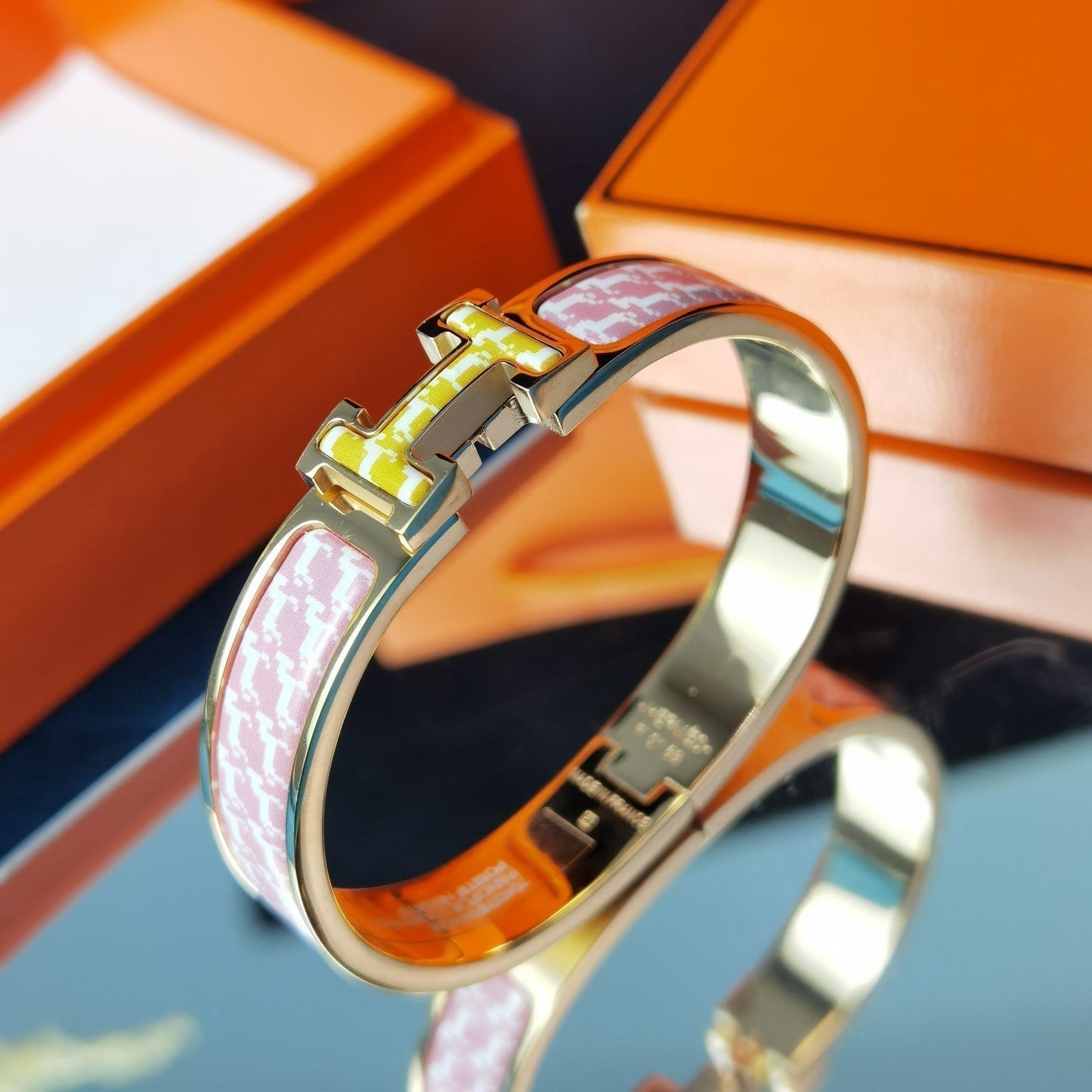 [ELAN LUXE]H HORSE BRACELET 12MM