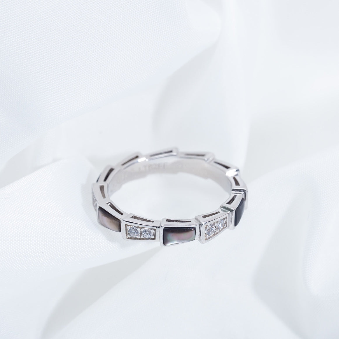 [ELAN LUXE]SERPENTI RING SILVER  DIAMOND BLACK MOP 3MM