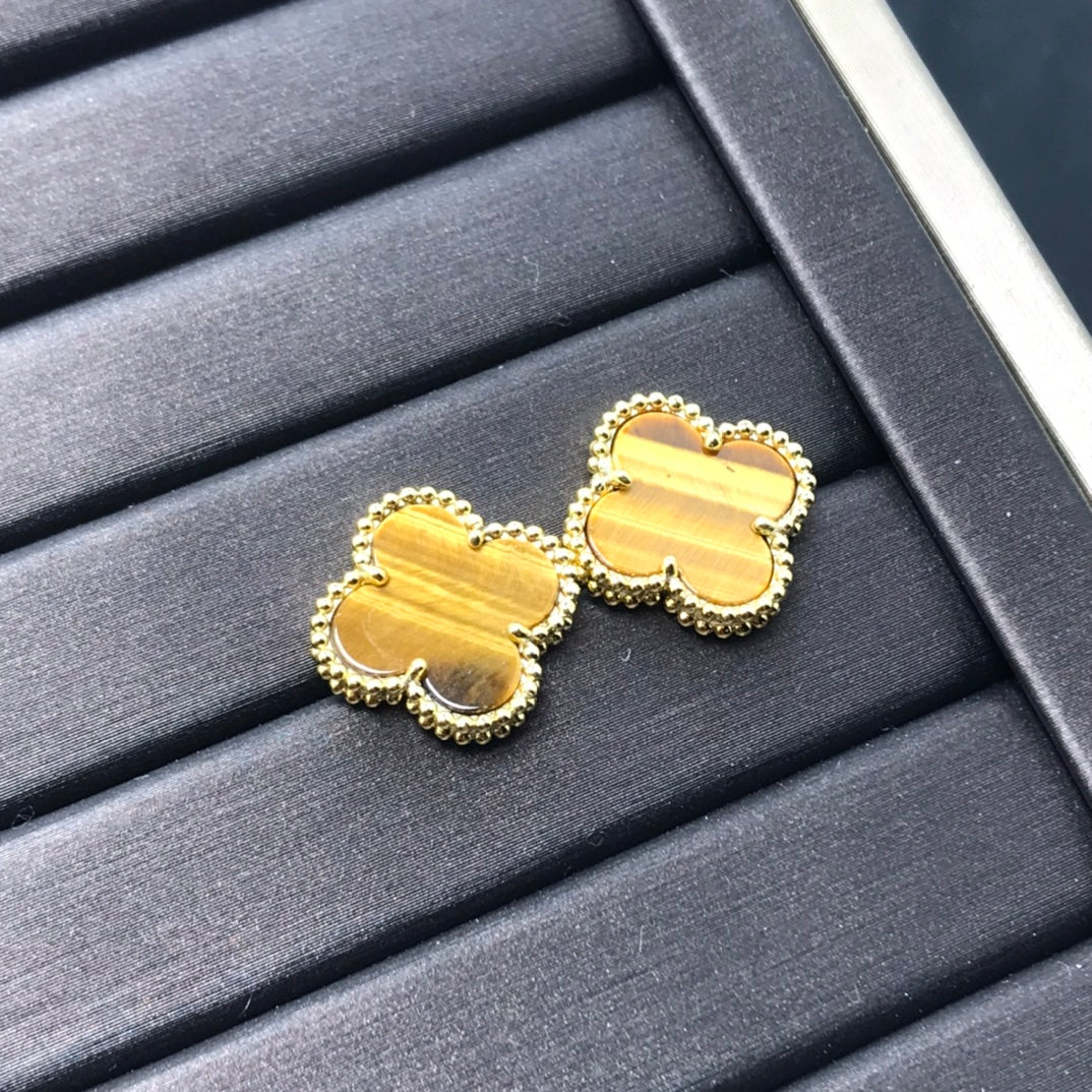 [ELAN LUXE]CLOVER MEDIUM 1 MOTIFS TIGER EYE EARRINGS