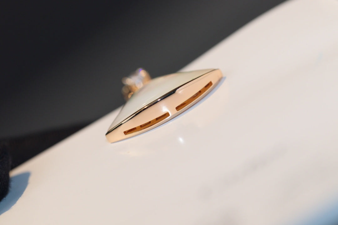 [ELAN LUXE]DREAM NECKLACE WHITE MOP PINK GOLD 1 DIAMOND