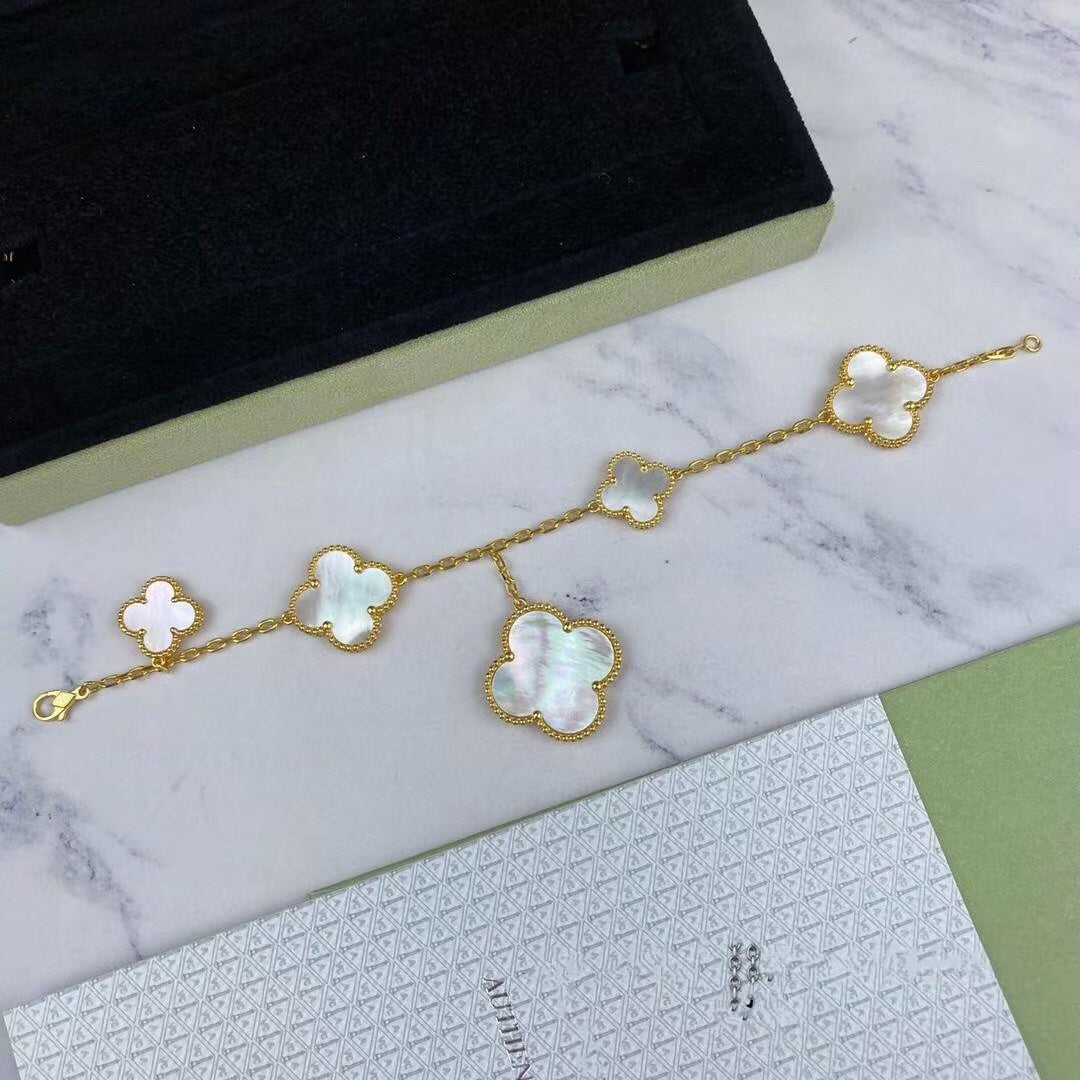 [ELAN LUXE]MAGIC CLOVER MOP GOLD BRACELET 5 MOTIFS