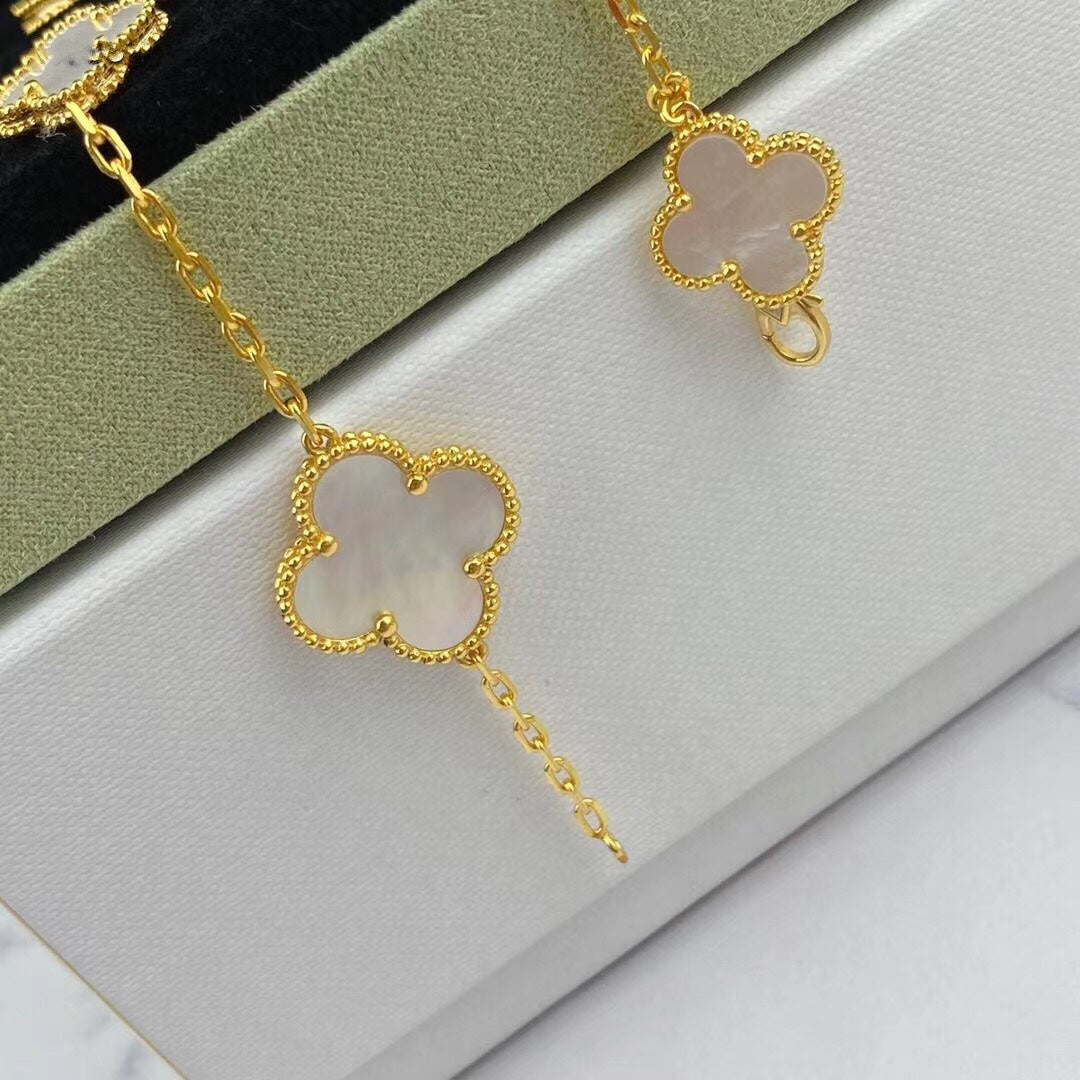 [ELAN LUXE]MAGIC CLOVER MOP GOLD BRACELET 5 MOTIFS