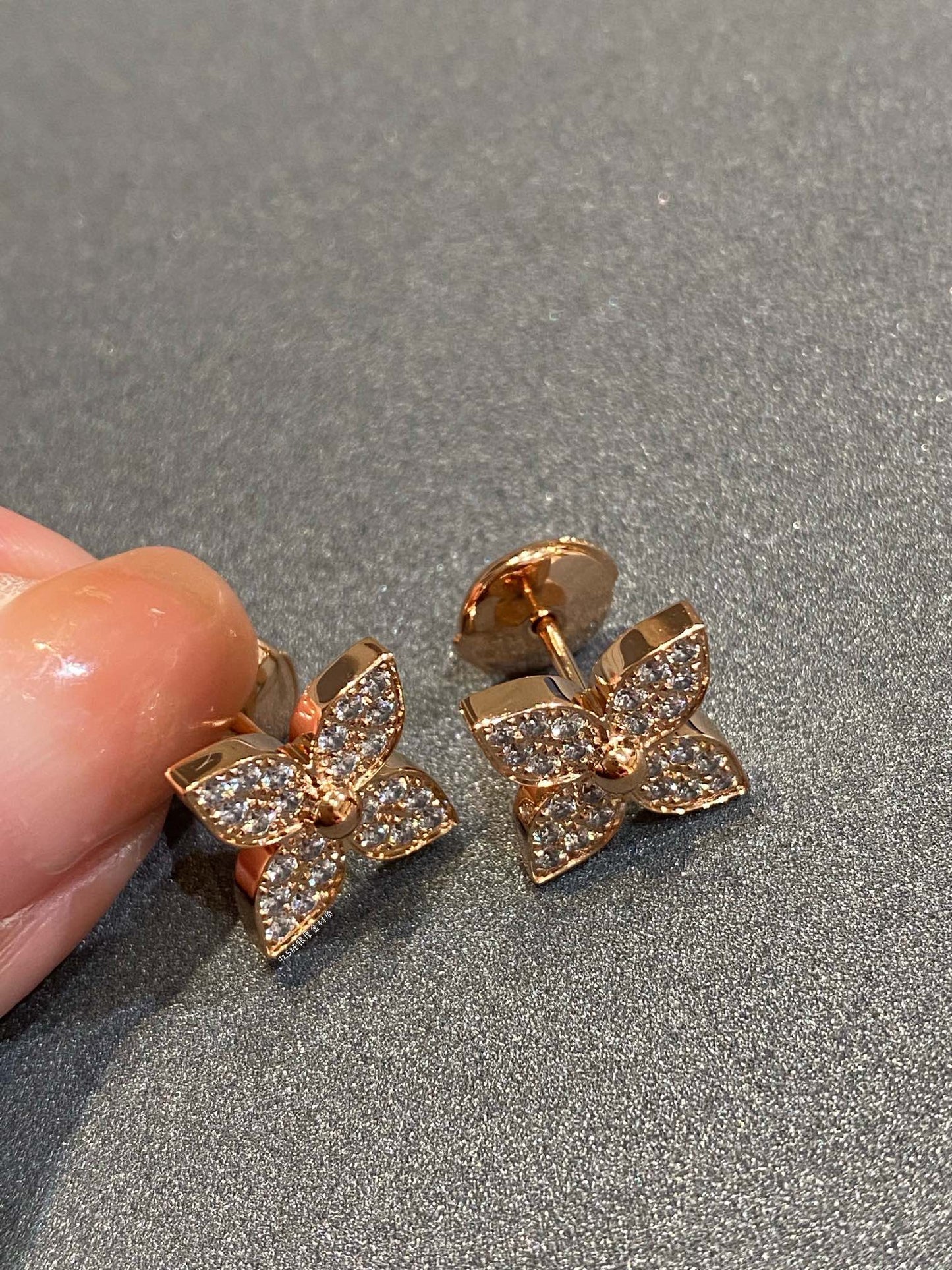 [ELAN LUXE]STAR DIAMOND EARRINGS