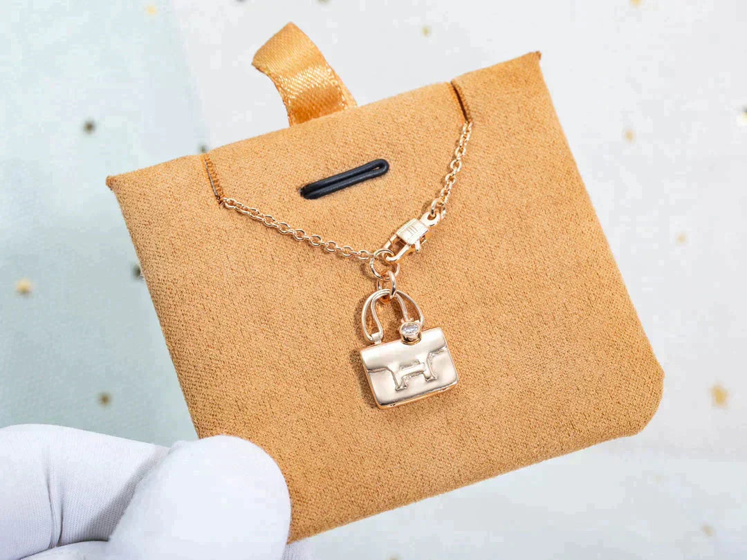 [ELAN LUXE]AMULETTE PEDANT ROSE GOLD NECKLACE