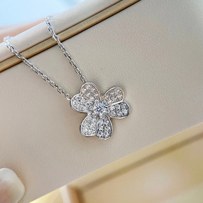 [ELAN LUXE]CLOVER DIAMOND NECKLACE SILVER