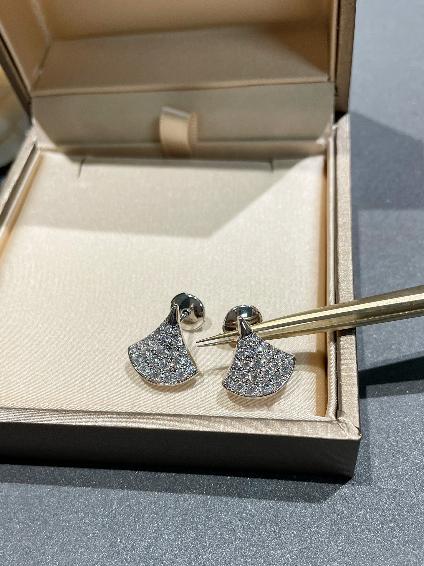 [ELAN LUXE]DREAM STUD EARRINGS DIAMOND
