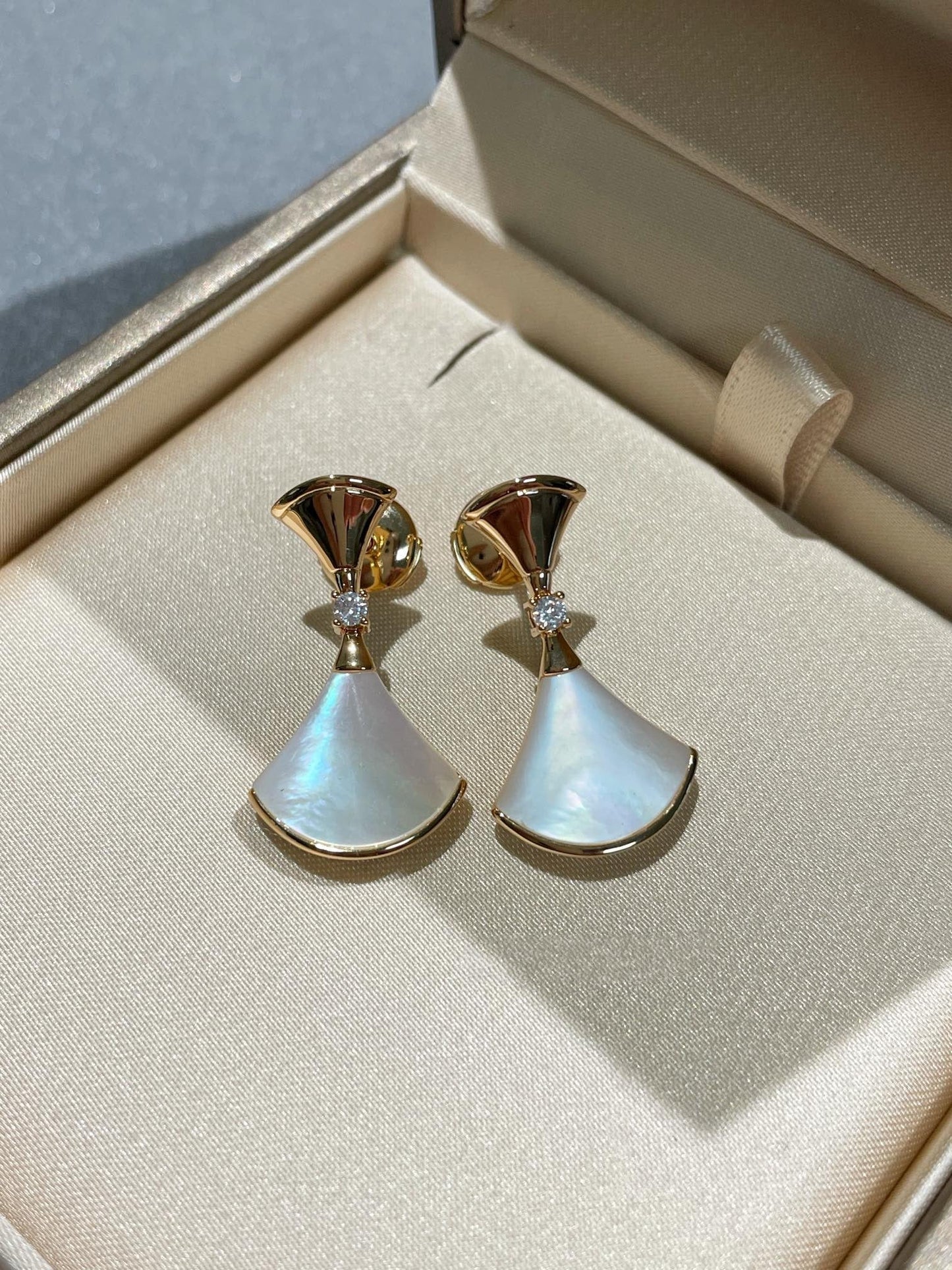 [ELAN LUXE]DREAM MOP 1 DIAMOND EARRINGS