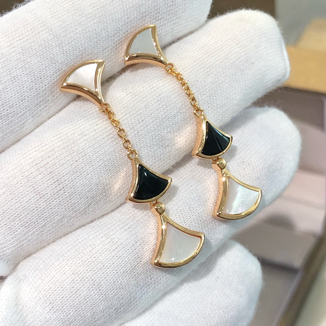 [ELAN LUXE]DREAM EARRINGS 3 MOTIFS ONYX MOP PINK GOLD