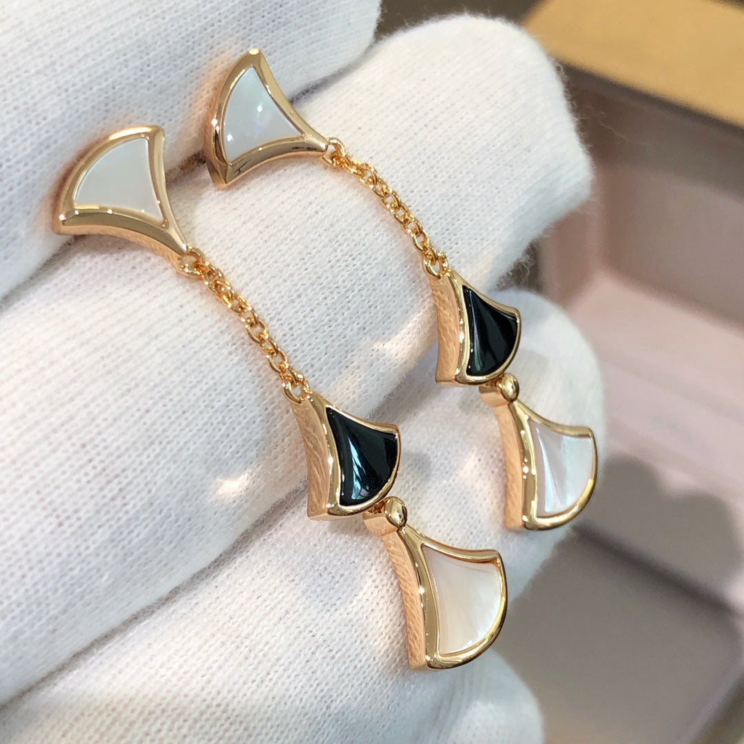 [ELAN LUXE]DREAM EARRINGS 3 MOTIFS ONYX MOP PINK GOLD