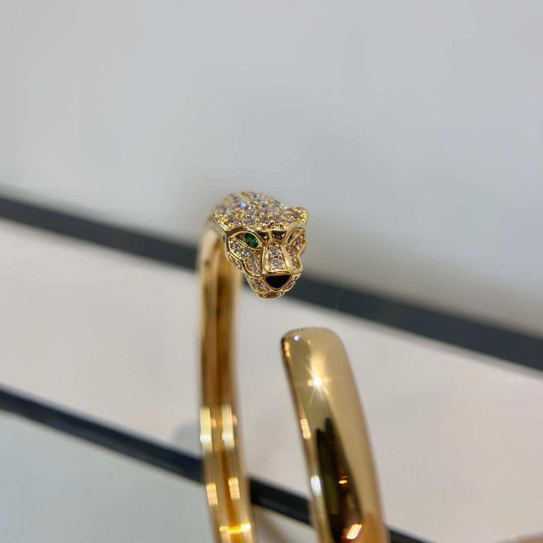 [ELAN LUXE]PANTHERE GOLD DIAMOND OPEN BRACELET